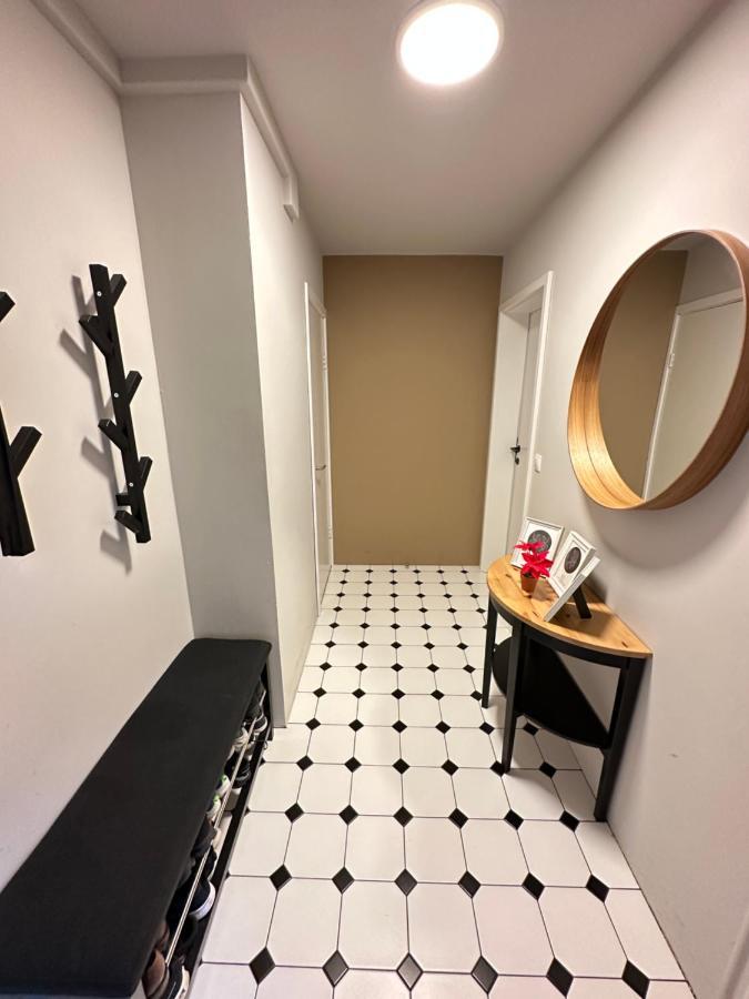 Spacious And Family Friendly Apartment In Kopavogur เรคยาวิก ภายนอก รูปภาพ