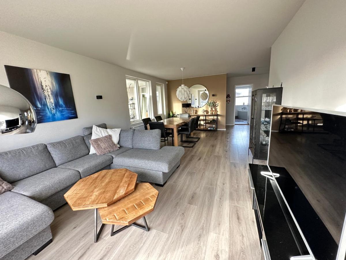 Spacious And Family Friendly Apartment In Kopavogur เรคยาวิก ภายนอก รูปภาพ